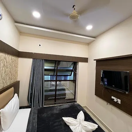 The Park Avenue Hotel - Business Class Hotel Near Central Railway Station Chennai Periyamet Exterior photo