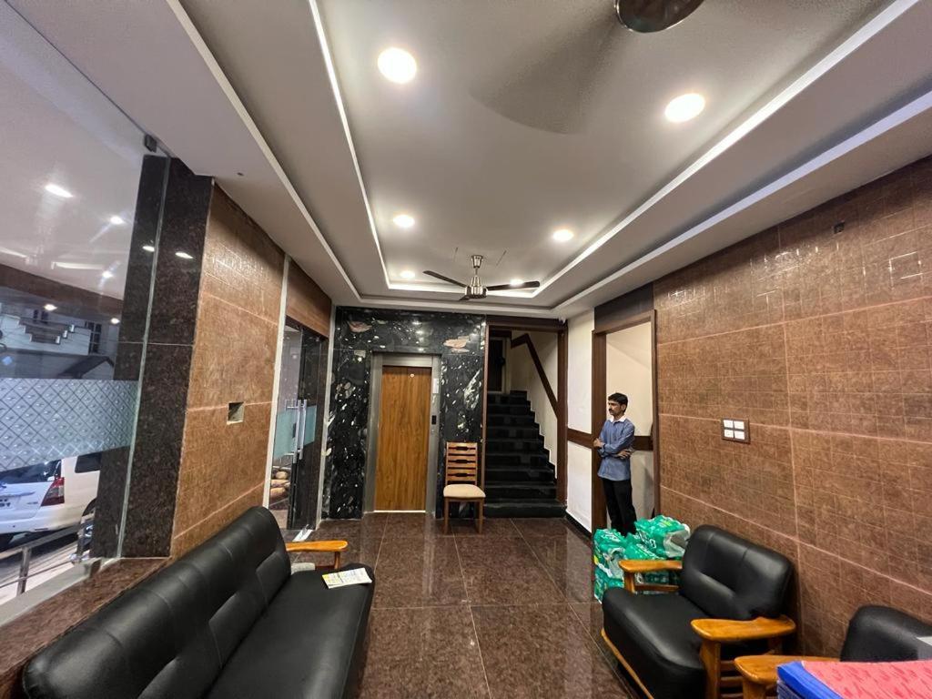 The Park Avenue - Business Class Near Railway Station Periyamet *