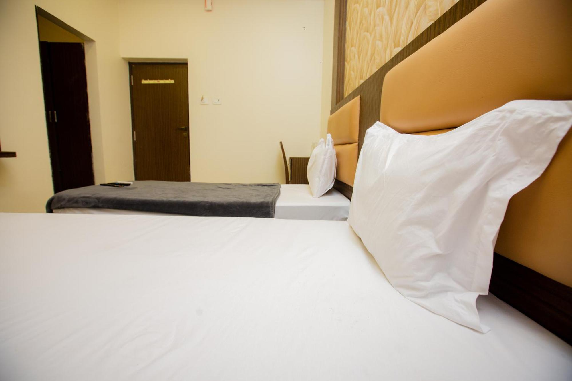 The Park Avenue - Business Class Near Railway Station Periyamet Chennai