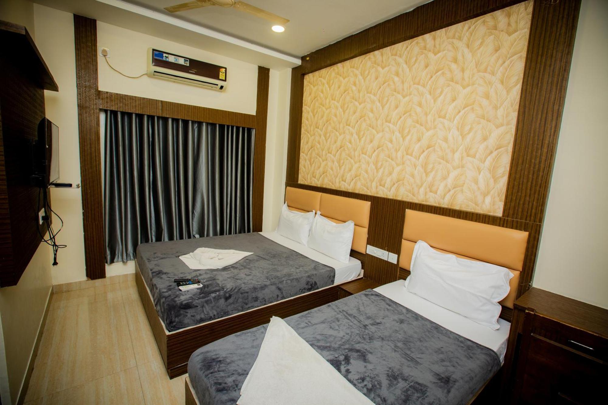 The Park Avenue - Business Class Near Railway Station Periyamet Lodge *